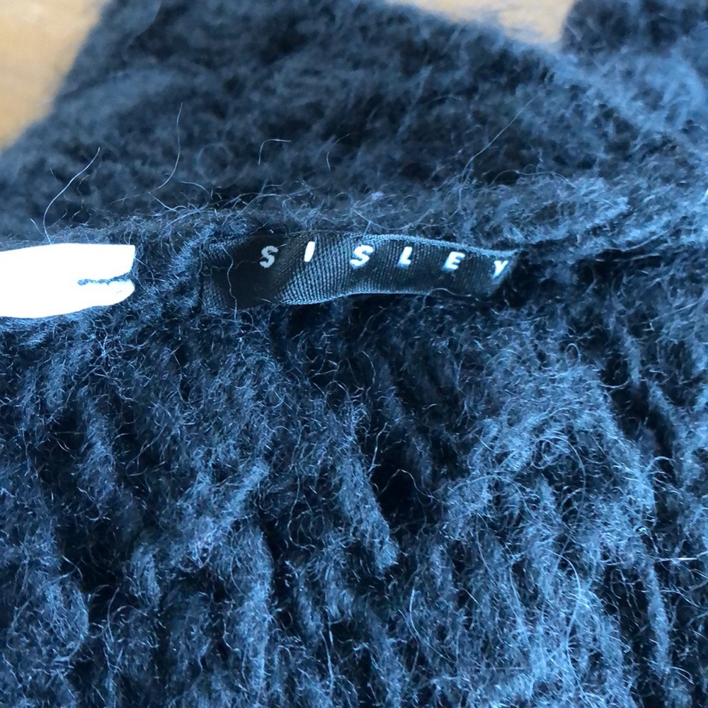 SISLEY Loop Scarf - Picture 5 of 5